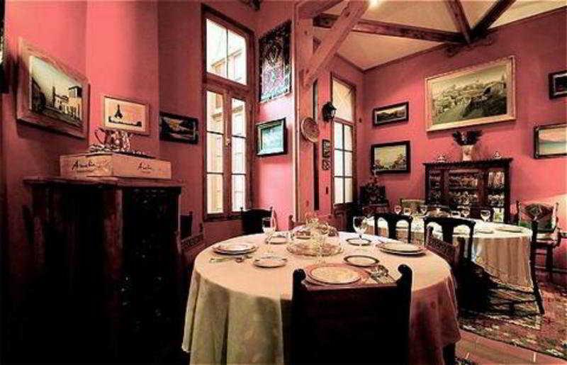 Robinson Crusoe Inn Heritage Valparaíso Restaurant photo